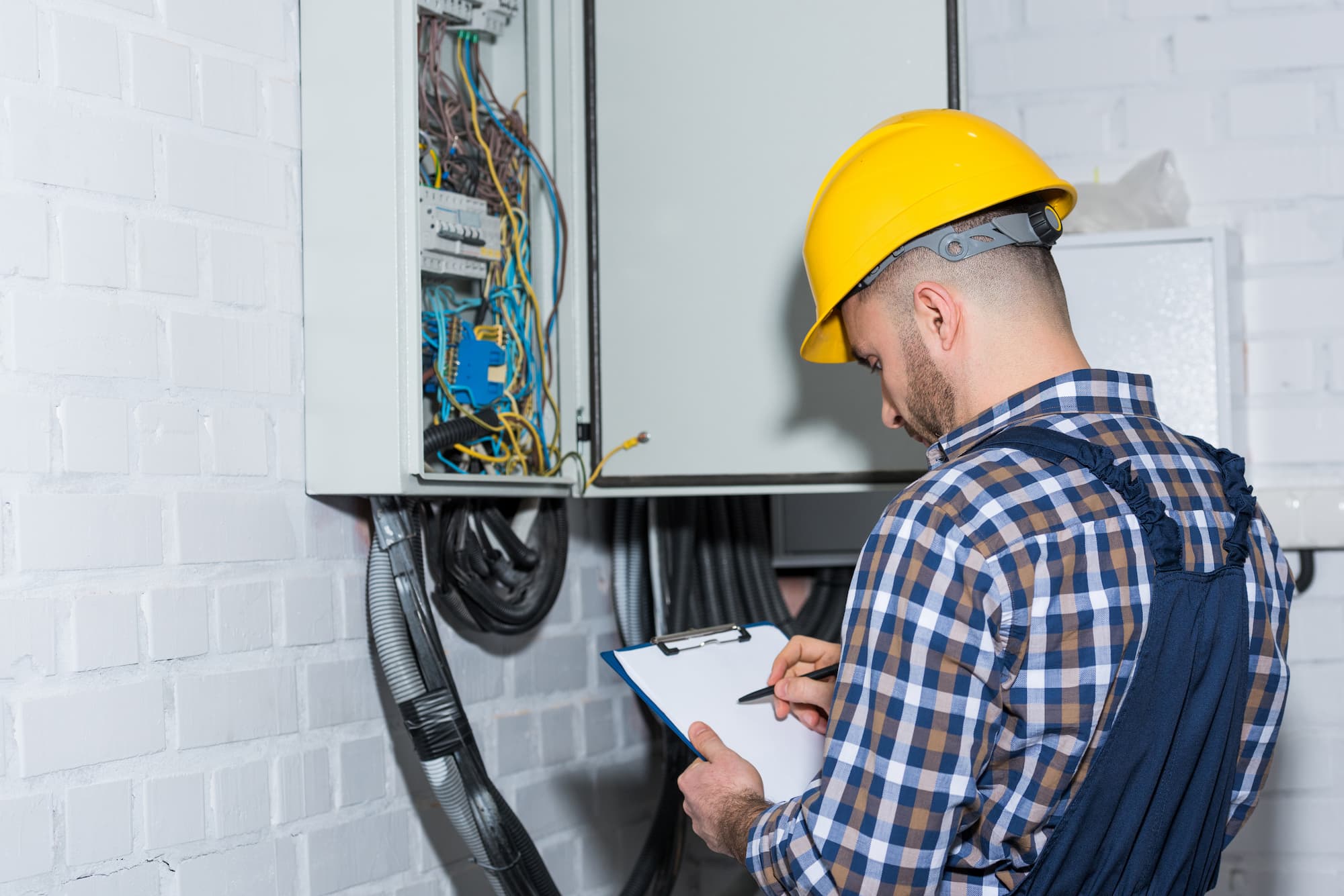 DEPANNAGE ELECTRIQUE | E.G.W Electricité générale Weiss Dépannage de vos installations électriques à proximité de Colmar, Wintzenheim et Kientzheim Colmar 2